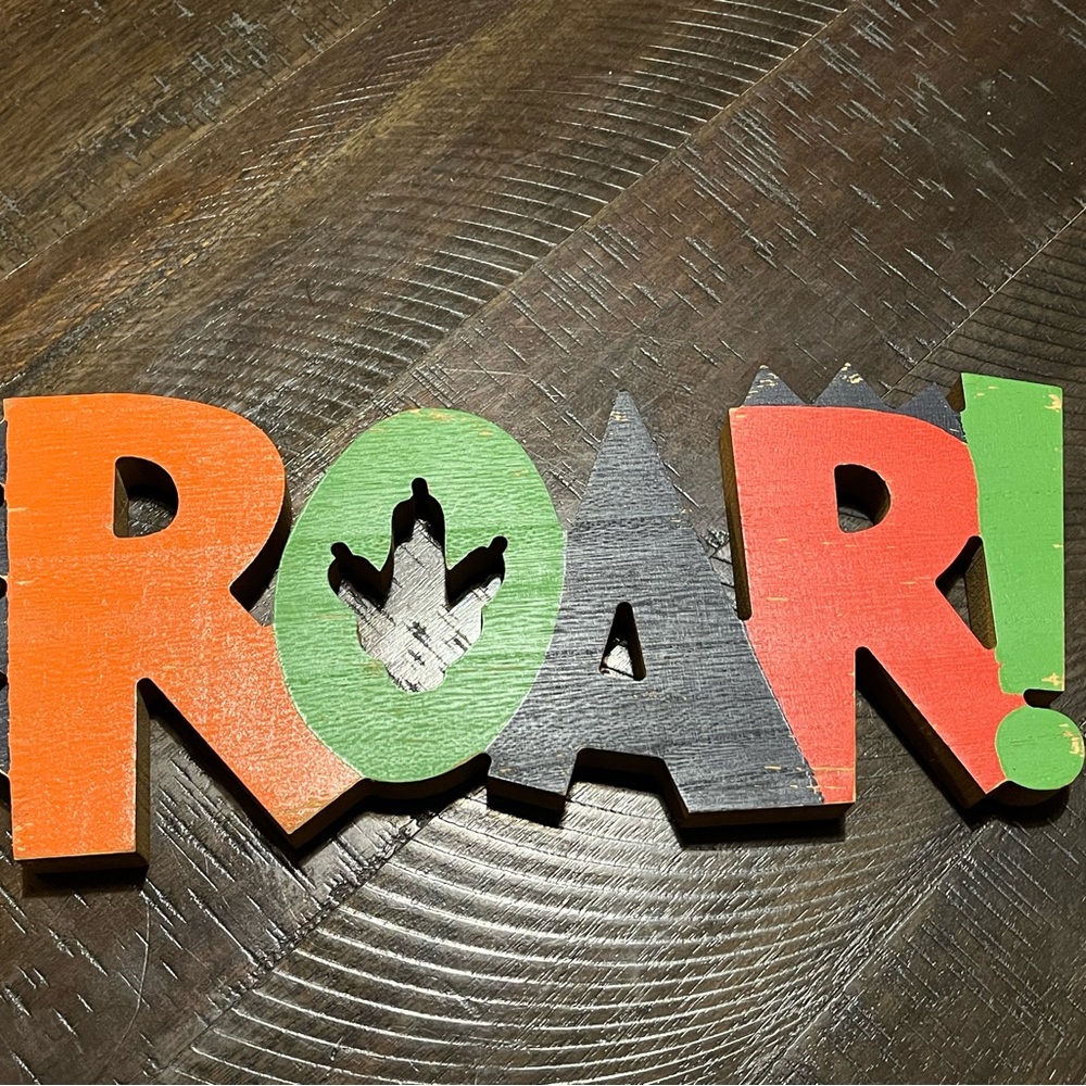 Dinosaur ROAR Sign